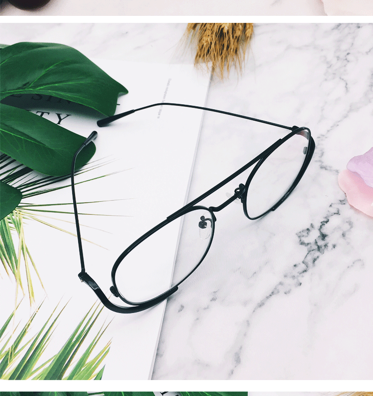 Kính gọng kính lớn khung nam nữ trang trí đồng bằng retro mặt tròn gương phẳng chống bức xạ quang học xanh với cận thị tròng kính cận