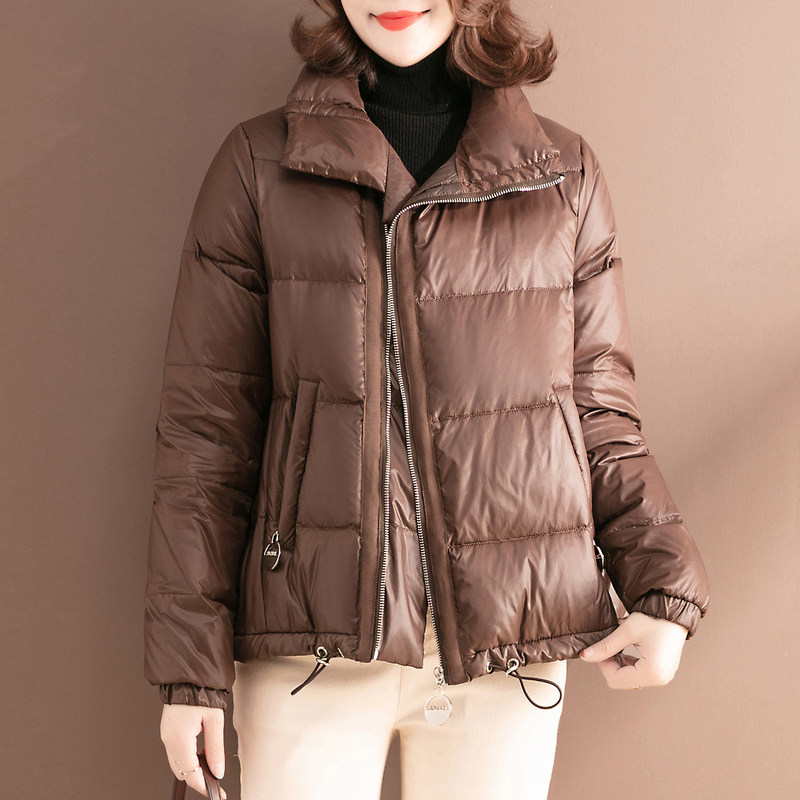 Short down jacket turtleneck women's 2021 new winter thin white duck down fashion small foreign short jacket