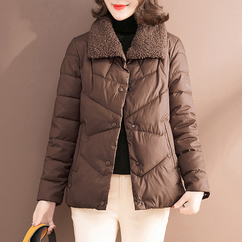 Cotton clothes woman 2021 new winter light lady cotton clot shorts jacket small sub thickened Mom cotton padded jacket Winter