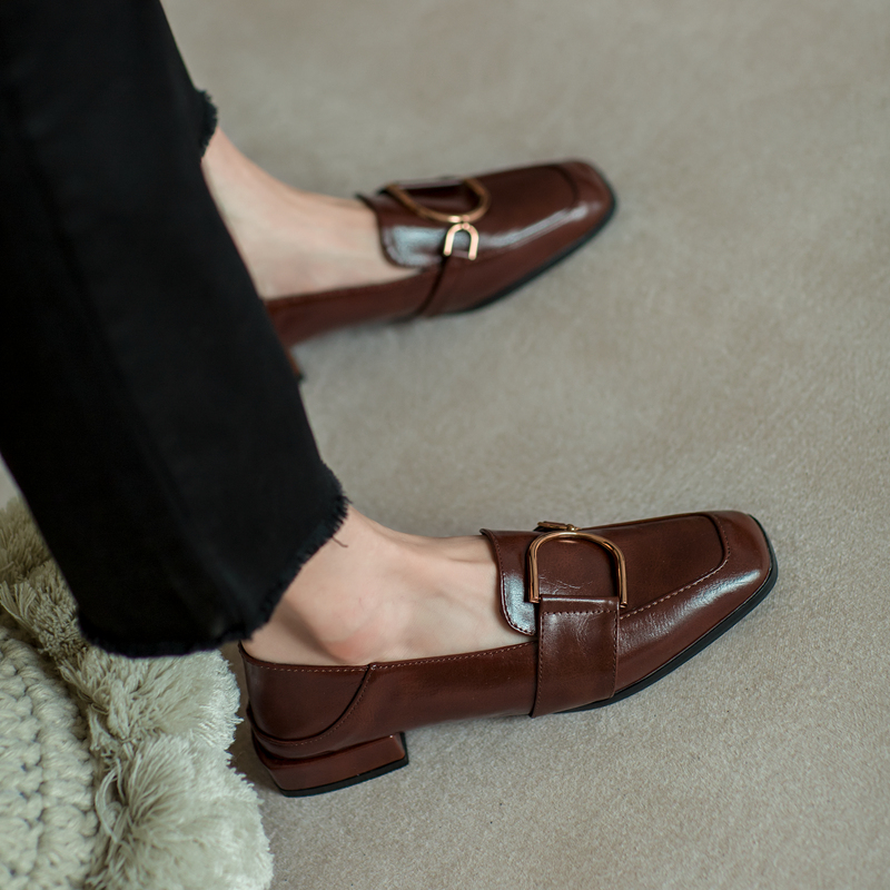 Hong Kong Loafers for Women 2026 Spring and Autumn Versatile Square-Toe Small Leather Shoes Soft Leather Slip-On Loafers Soft Sole Large Size