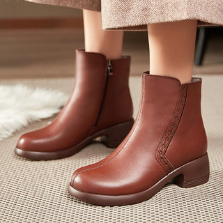 Genuine Leather Short Boots for Women 2025 New Autumn and Winter Cotton Shoes Mid-Heel Chunky Heel Soft Sole Mom Shoes Leather Boots Fleece-Lined Short Boots
