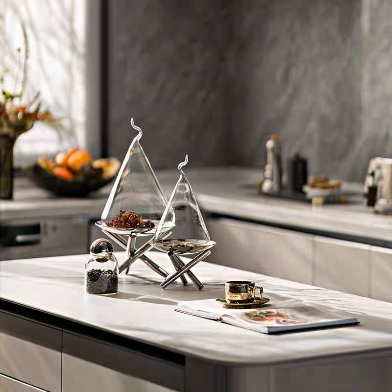 Modern Accessible Luxury Model Room Kitchen Dining Table Island Stainless Steel Cake Plate Fruit Plate Italian Soft Decoration