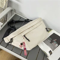 Белый [розовый космосман] фавориты и посылают хорошие значки