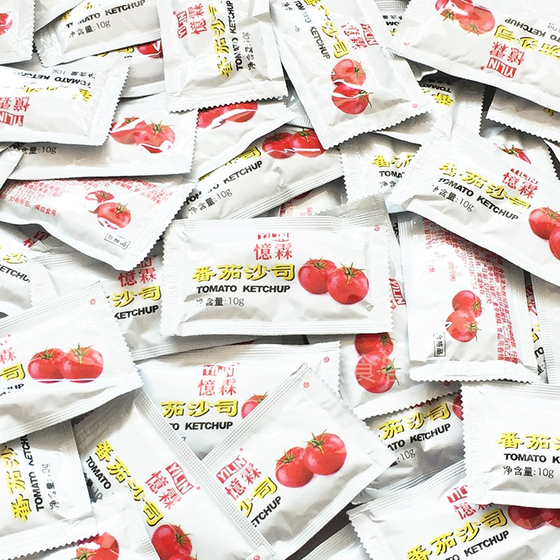 Amnesia tomato sauce 200 packets of fries with a little packet of ketchup and a dip in the sauce