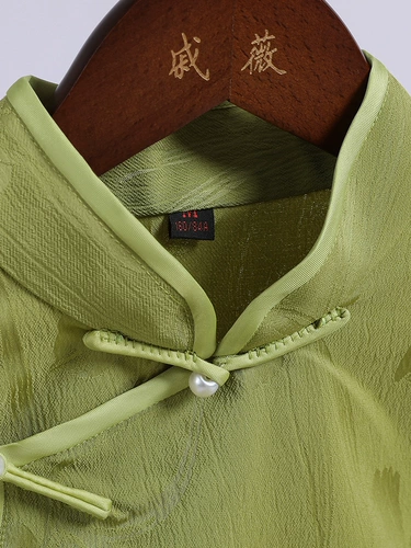 Легкое ретро ципао, 2023, яркий броский стиль