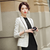 Xiaoxiangfeng celebrity temperament blazer womens 2021 early autumn new suit womens coat design sense niche Net Red