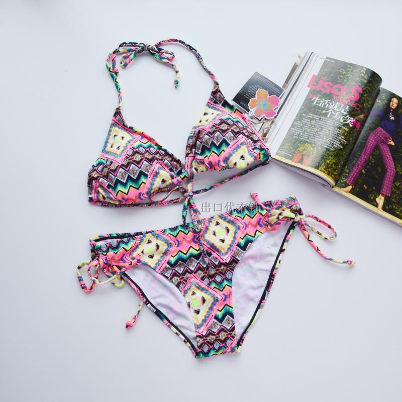 European and American single female adult triangular cup bikini bourgis style detachable cup cushion female two-piece swimsuit foreign trade single