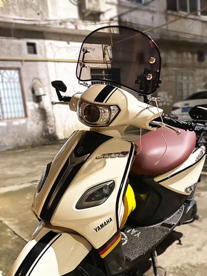 Yamaha Qiaoge 125i Fuxi 125 수정 레트로 전면 앞 유리 판에 맞는 유리 유리 앞 유리 가드