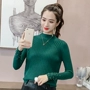 Áo crop top với váy dài, váy, váy, mùa thu đông của phụ nữ, áo len dài tay, áo dệt kim chạm đáy, mặc áo len nữ hàng hiệu