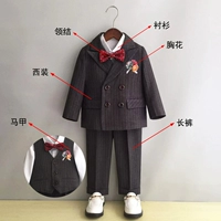 Комплект, костюм, жилет, рубашка, штаны, галстук-бабочка на лацкан, 4 предмета