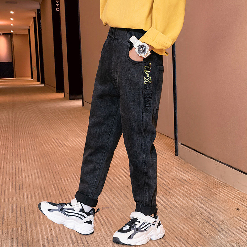 Boys plus velvet jeans winter wear 2021 new children's integrated fleece pants in the big boy plus thick autumn winter slacks