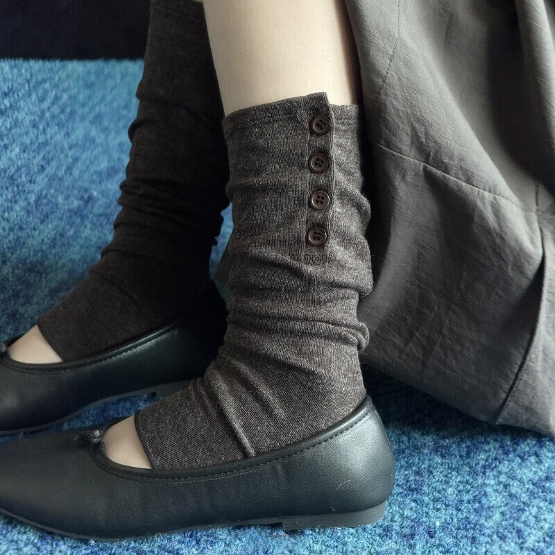 So Comfortable Buttoned Sock Covers~ for Dark Skin Lovers/Loose Fit That Doesn'T Squeeze the Legs! Gray Coffee Color with a Textured Feel~ So Comfortable Buttoned Sock Covers~ for Dark Skin Lovers/Loose Fit That Doesn'T Squeeze the Legs! Gray Coffee Color with a Textured Feel~