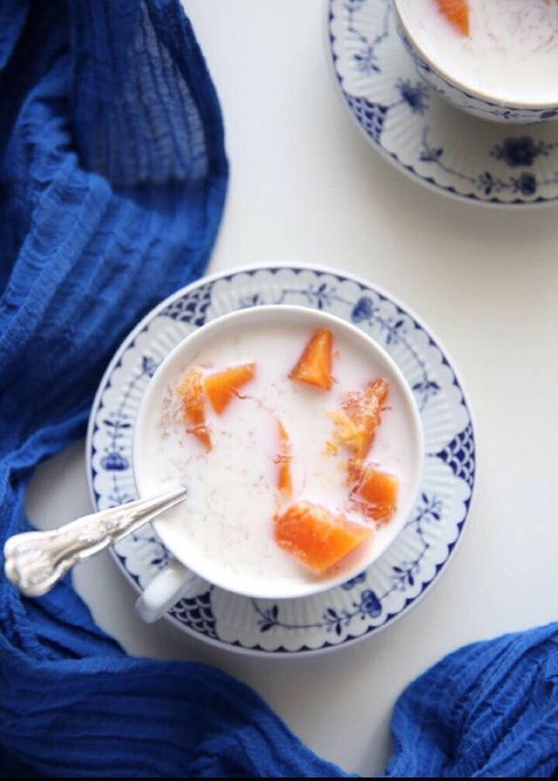 The goalkeeper is full of tango cutlery sets of cutlery sets.