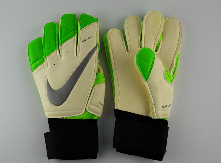 Gants de football - Ref 2589649 Image 16