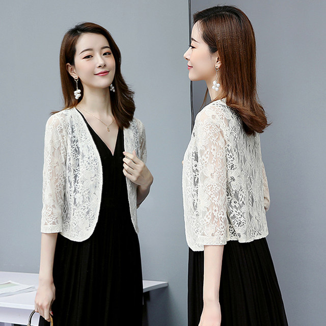 Lace small shawl short women's 2020 summer new hollow out cardigan thin small coat with matching skirts