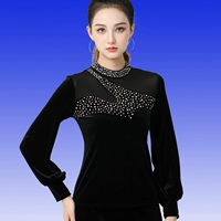 Бархатный черный топ