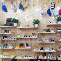 Spot shoe store shoe rack wrought iron triangle rack wall shelf wall-mounted shoe rack display rack childrens shoe store renderings