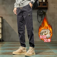 689 Deep Grey Plus Velvet