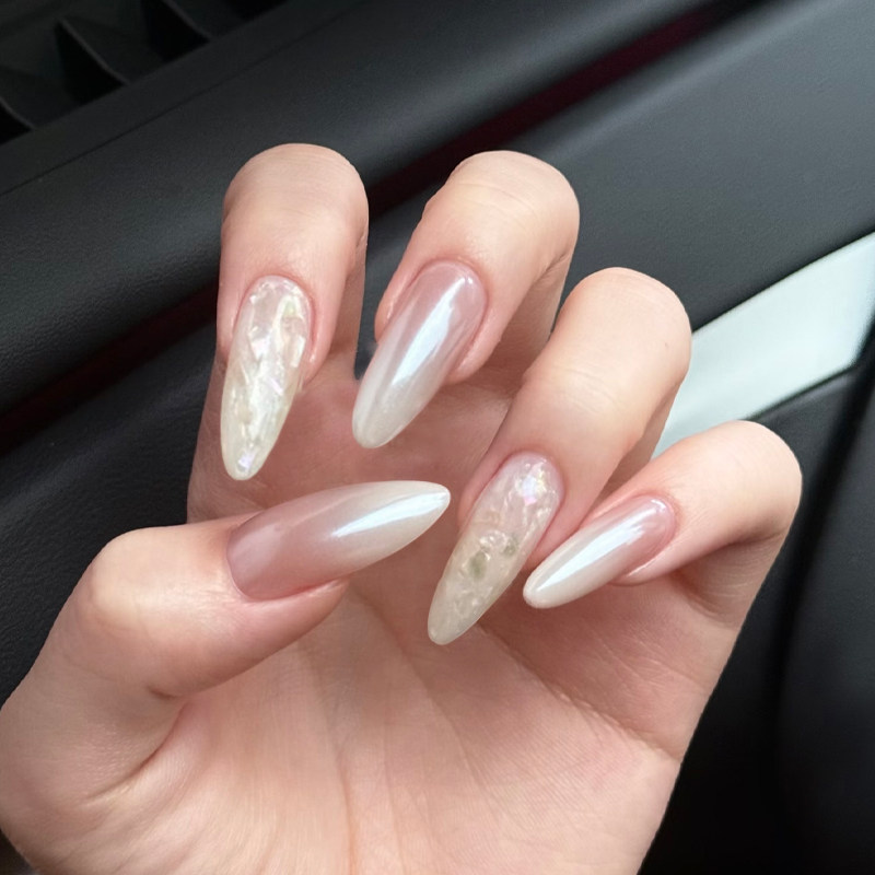 2026 New Handmade Nail Art Wearable Nail Tips, Hailey Nails, Wedding Nails, Medium-Length, High-End, Complexion-Enhancing Patches, Wedding Photos 2026 New Handmade Nail Art Wearable Nail Tips, Hailey Nails, Wedding Nails, Medium-Length, High-End, Complexion-Enhancing Patches, Wedding Photos