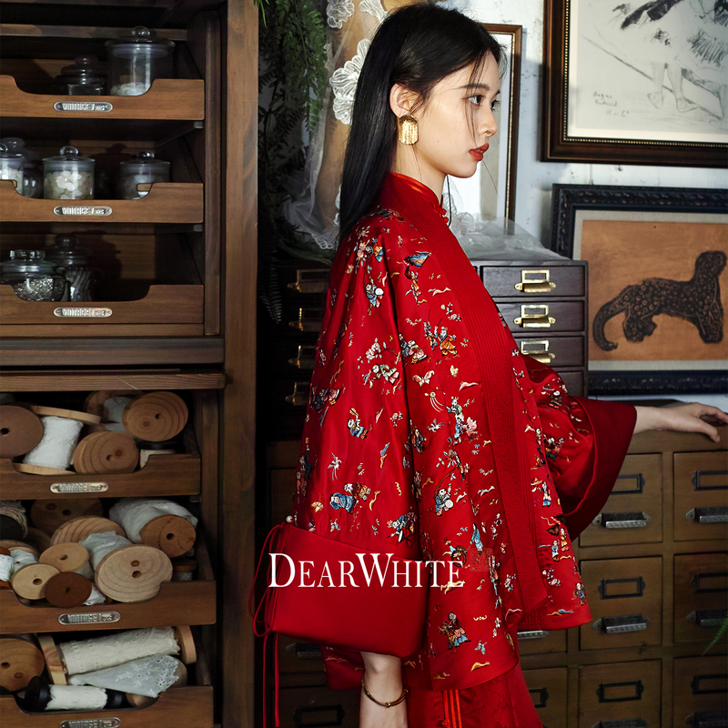 Dearwhite Original Design of the New Chinese-Style Wedding Dress, Red Engagement Dress for the Bride Dearwhite Original Design of the New Chinese-Style Wedding Dress, Red Engagement Dress for the Bride