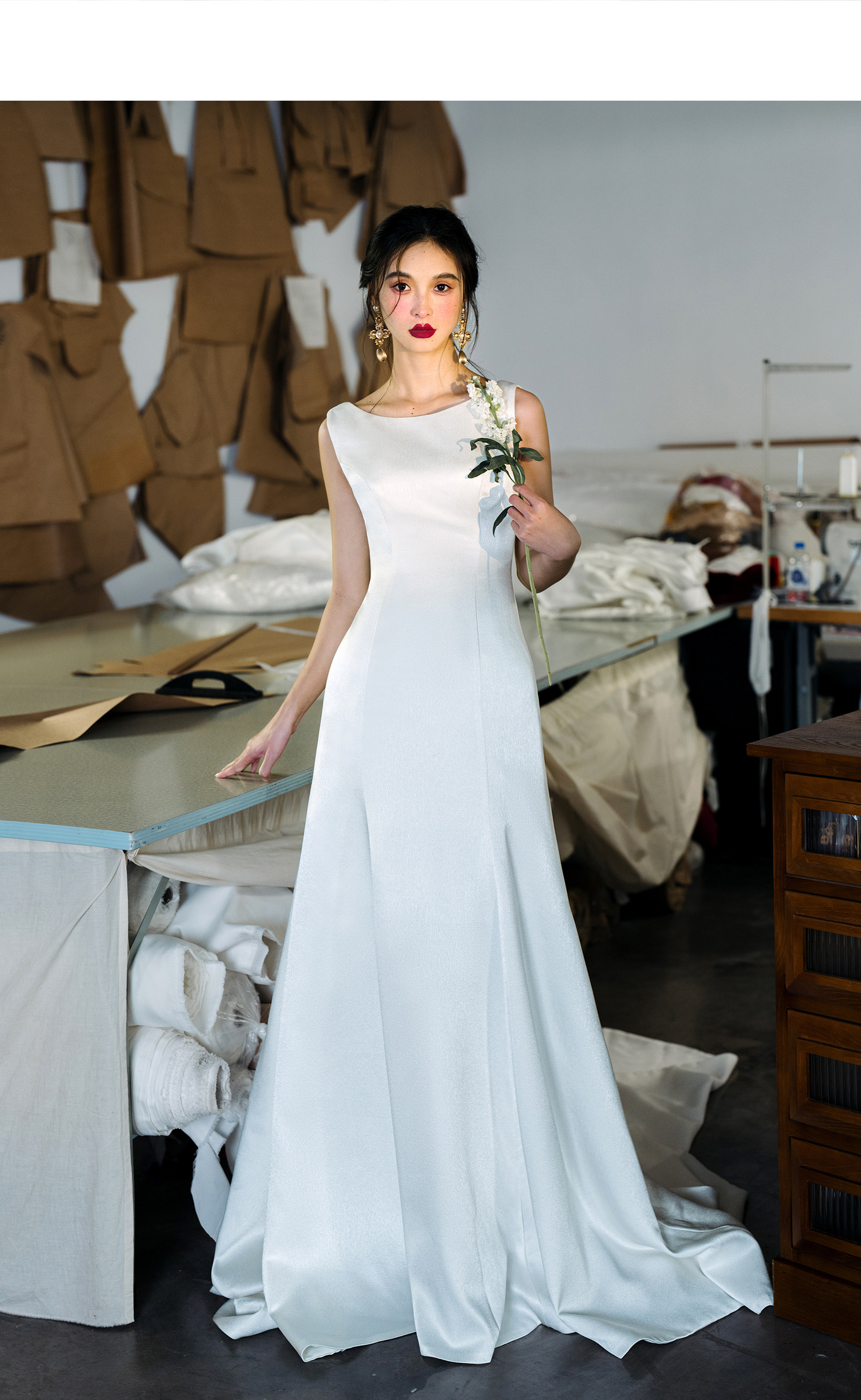 Элегантное белое свадебное платье для невесты, длинная юбка, французский стиль, крой «рыбий хвост», с открытой спиной, открытые плечи 