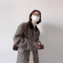 What about the son-coat girl 2021 Winters new small fur coat plaid with long tide thickened Hepburn in the middle of the winter