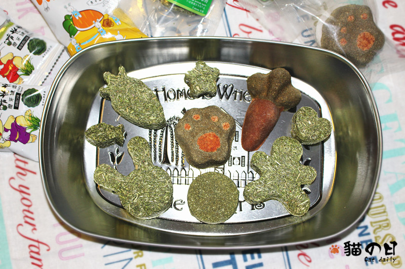 Timosi Grass Cake Grass Brick Clover Grass Guinea Pig Rabbit Dragon Cat Grinding Tooth Nourishment Grass Balls Zero Food Full Amount