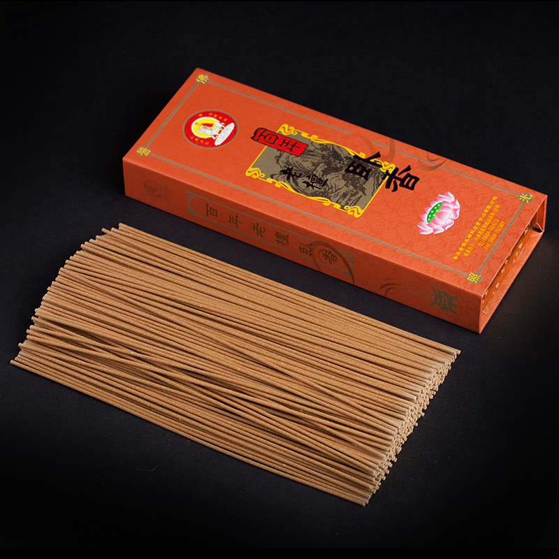 Beauty true fragrance Three Tibetan natural 21cm 100 Old sandalwood pure sandalwood Incense Pray for a fragrant chamber of incense.
