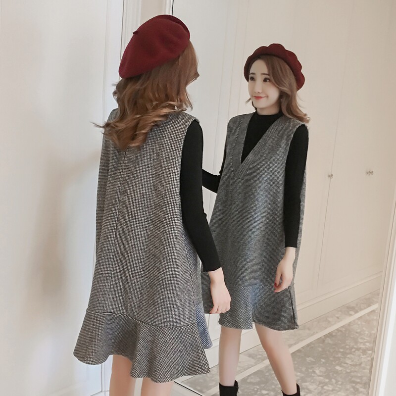 Maternity suit 2021 spring and autumn pregnant women fashion woolen vest skirt two-piece set houndstooth fishtail dress
