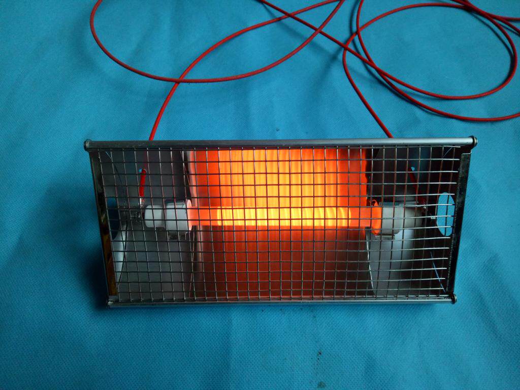 220V Home Small Electric Furnace Small Warmer Industrial Heater DC Warmer Winter Heating Stove