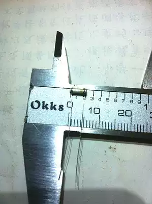 The porcelain tube capacitance mid porcelain capacitor 10P 22P 33P 47P 56P 68P75P 3300P 680P