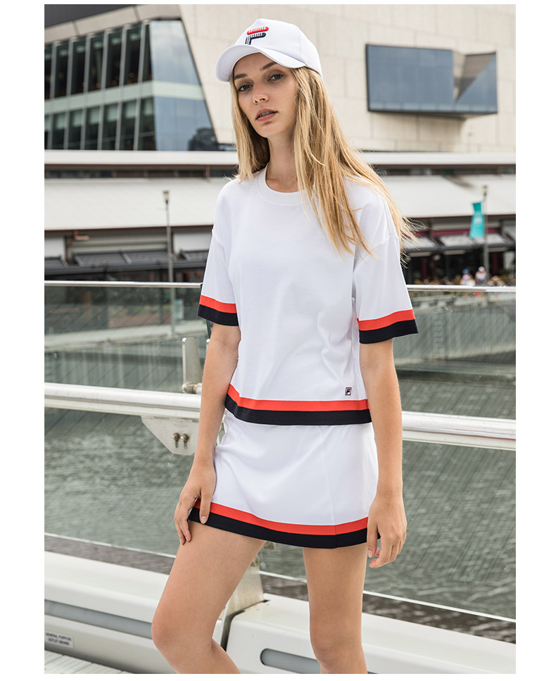 FILA Fila váy ngắn nữ 2018 chính thức thời trang đích thực váy thể thao giản dị váy nữ quần áo thể thao nữ