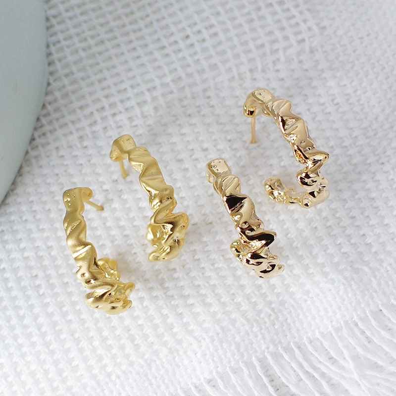 Design earrings, universal accessory, silver 925 sample