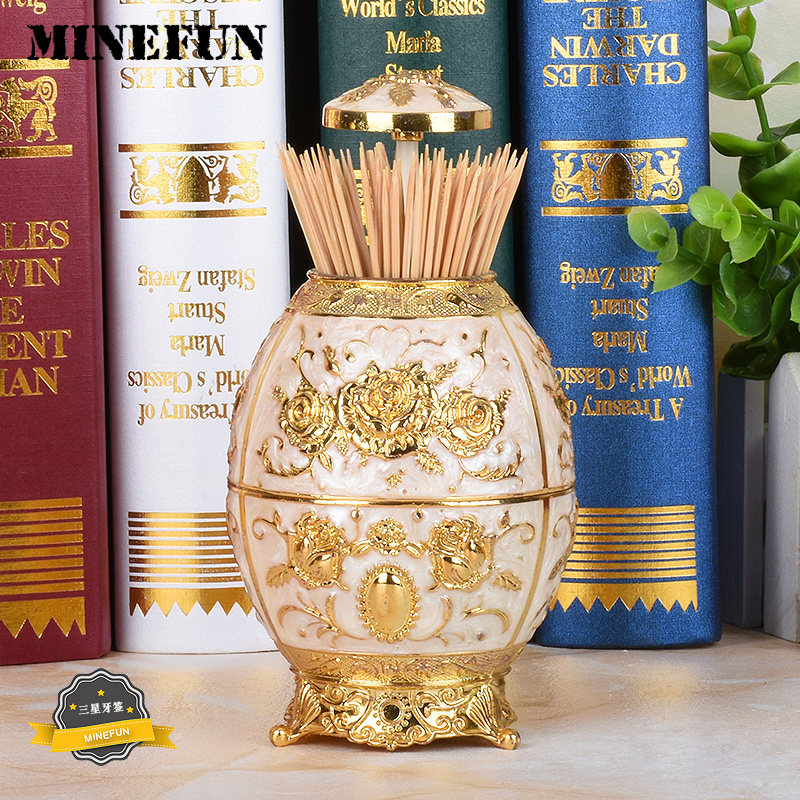 Nordic portable push-type creative stainless steel toothpick box cylinder can cup bottle cotton swab box storage hotel special household