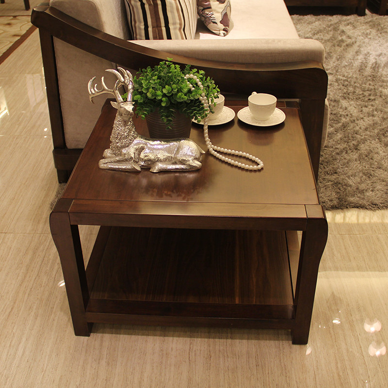 ŷ�����ں����ڽ�ɫС����K9306