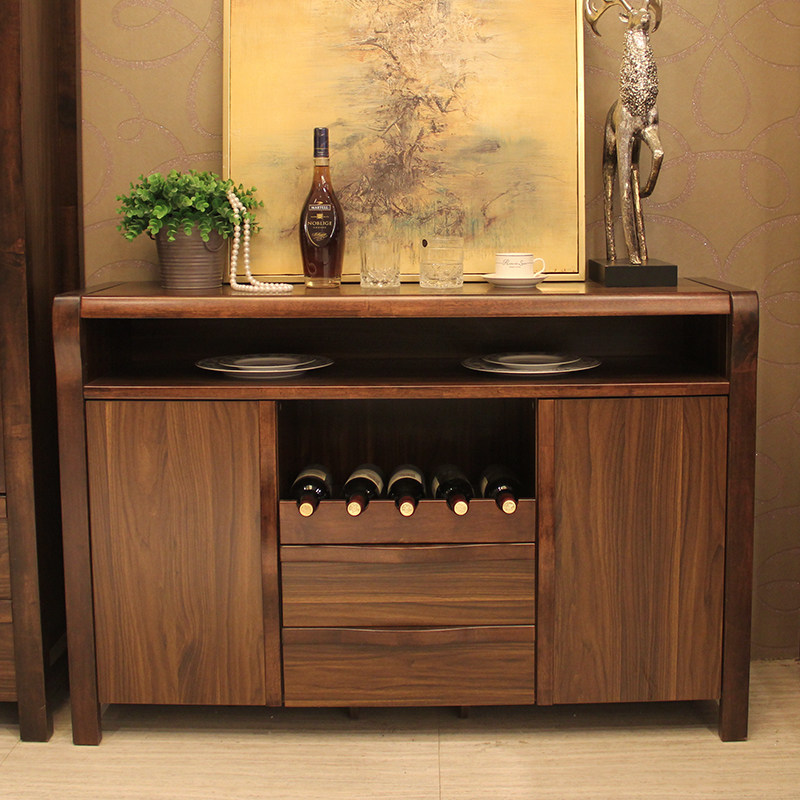 ŷ������ŷ�ִ��ں����ڽ�ľɫ�ͱ߹����c9301