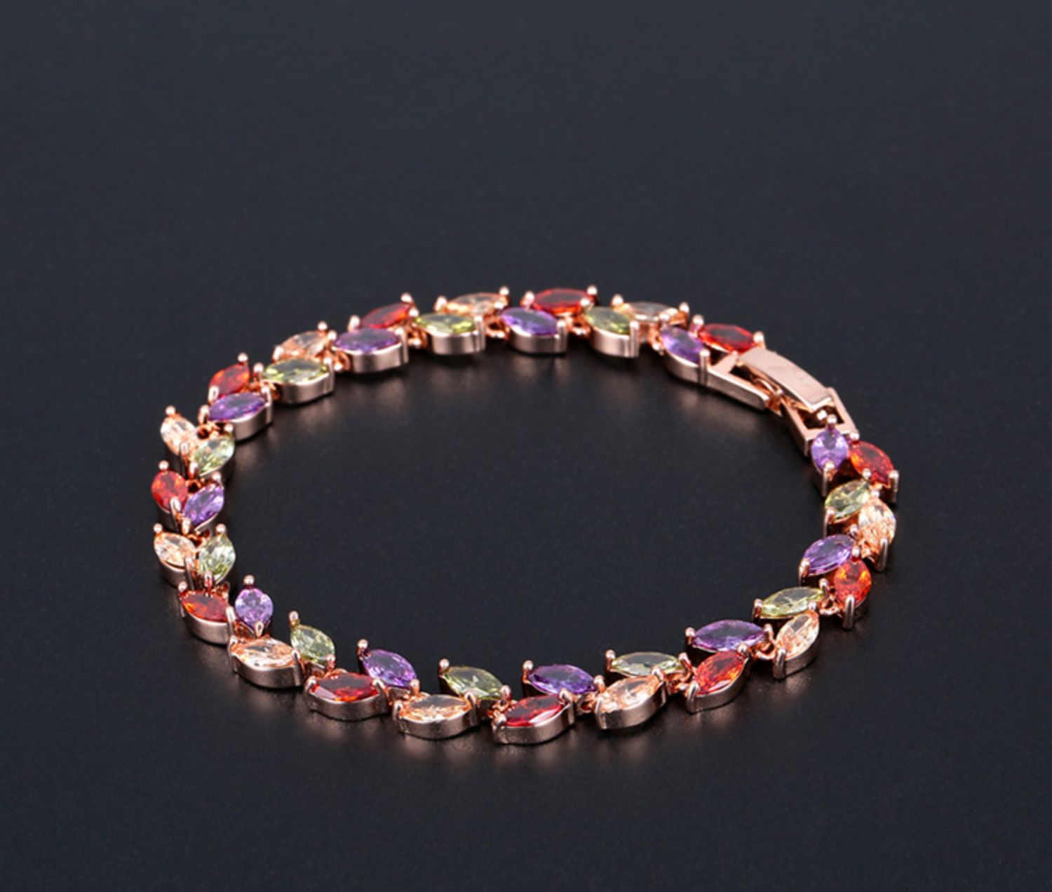 Vòng tay nữ Nhật Bản và Hàn Quốc siêu flash pha lê zircon vòng tay sinh viên đơn giản Sen mật ong ăn xin vòng tay vòng tay quà tặng đồ trang sức - Vòng đeo tay Cuff vòng tay vàng nam