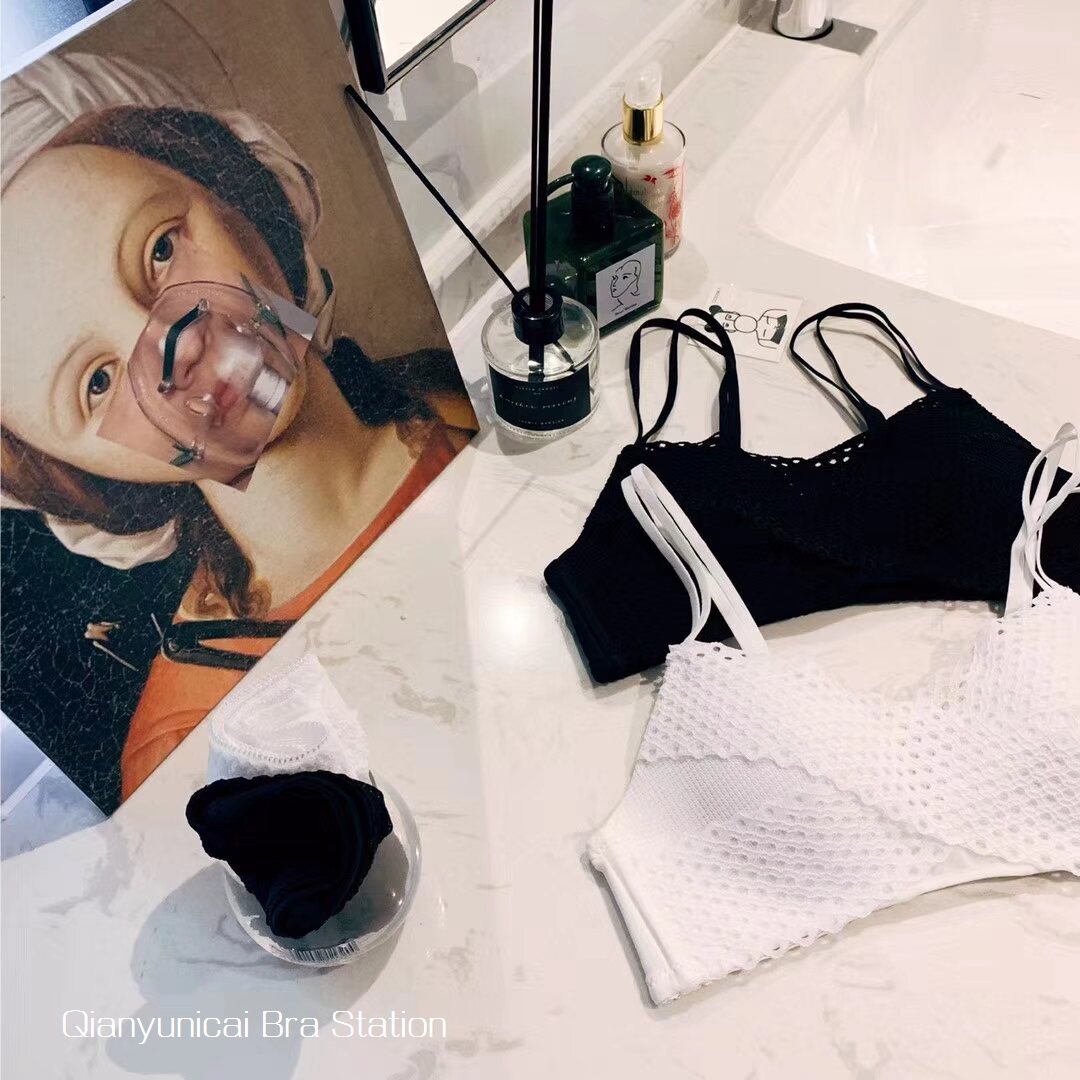 Underwear women's no steel ring triangle cup small chest gathered beautiful back student girl bra lace anti-light bra set