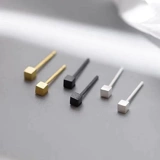 Матовые универсальные милые маленькие серьги подходит для мужчин и женщин, серебро 925 пробы, простой и элегантный дизайн