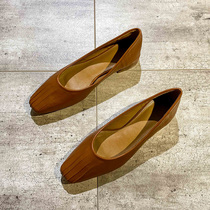 Grandma Coarse Heel Flat Retro Fashion Little Crowddesign Shallow square head 2021 Spring new womens wave