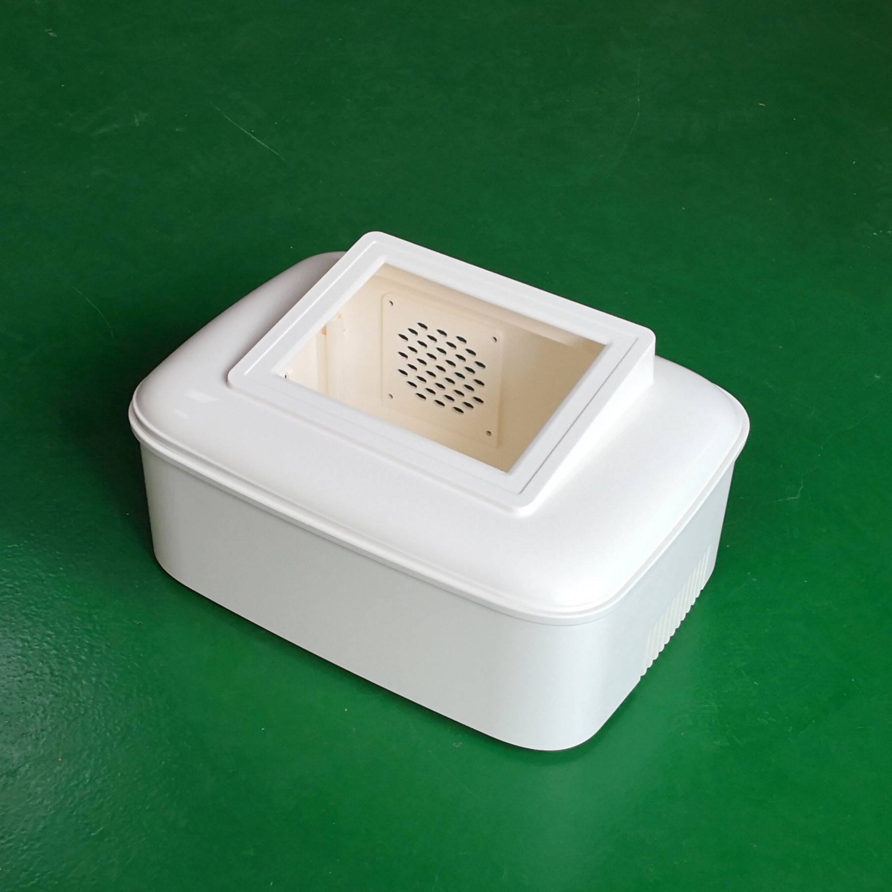 Beauty and health instrument universal shell shell chassis medical square plastic shell outer box parts micro-chassis