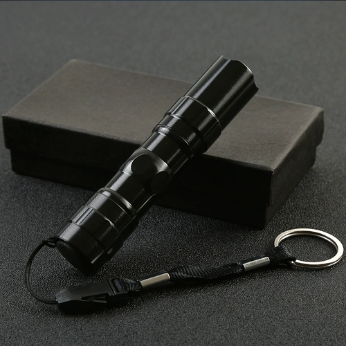 Дорожный маленький водонепроницаемый фонарь