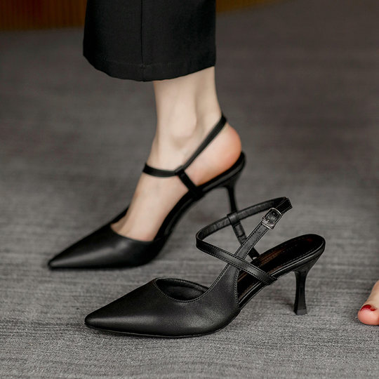 This Year's New Low-Heeled 3cm Closed-Toe Sandals for Women, Summer 2025 Nude High Heels for Women, Stiletto Heels to Match Skirts