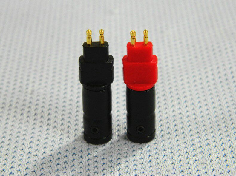 Suitable for Senhai HD650HD600 HD580 small black clamp metal large tail hole 5MMDIY ear machine line headphone plug