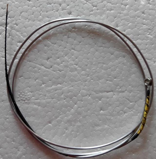 Trẻ em cao cấp nhập khẩu chuỗi viola dây Chuỗi dây Chuỗi a1d2g3 Phụ kiện nhạc cụ - Phụ kiện nhạc cụ capo guitar xịn