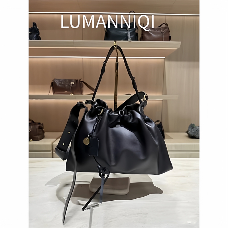 2026 New Model Wen Qi Same Style Cloud Drawstring Top-Layer Cowhide Tote Bag Large Capacity Trash Bag 2026 New Model Wen Qi Same Style Cloud Drawstring Top-Layer Cowhide Tote Bag Large Capacity Trash Bag