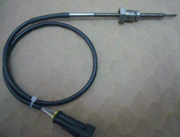 Four-four SCR row temperature sensor car exhaust temperature sensor PT200