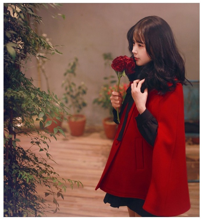 2018 mùa thu và mùa đông retro áo sơ mi rộng rãi áo len lông cừu cổ áo lông lớn nữ màu đỏ áo choàng len ngắn nữ áo khoác măng tô nữ