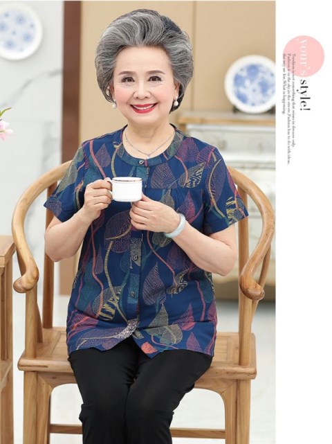 Mùa hè phụ nữ lụa tơ tằm phù hợp với người vợ già 60 đến 70 tuổi Mẹ quần áo ngắn tay 80 bà - Quần áo của mẹ áo phao trung niên