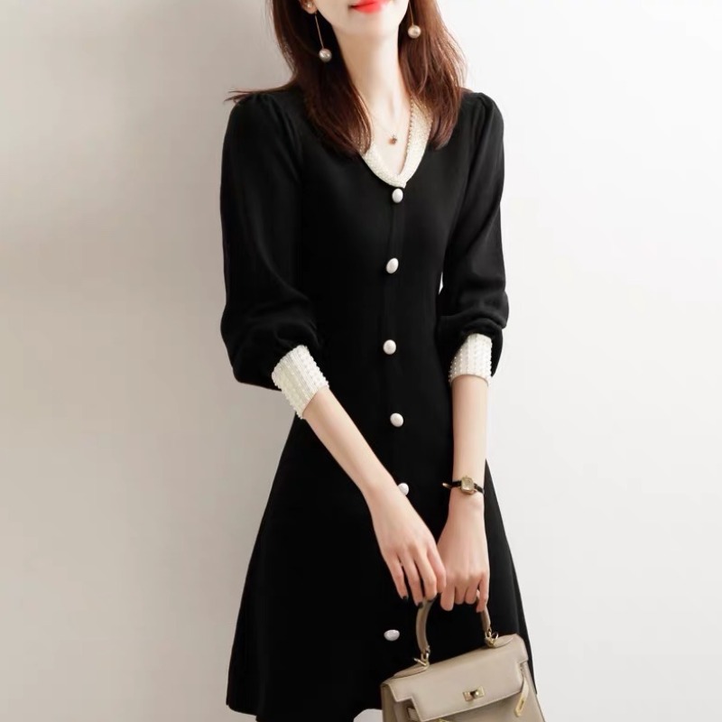 Vanhey 2023 new Heben Wind knit dress in spring and autumn with pearl - rubbed decoration in the long - term